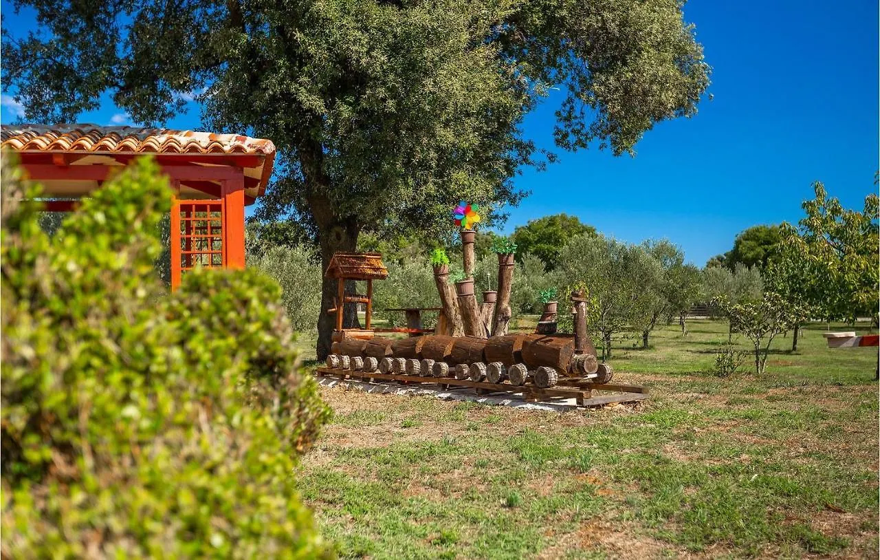 Villa Divina Medulin 0*,  Croatia