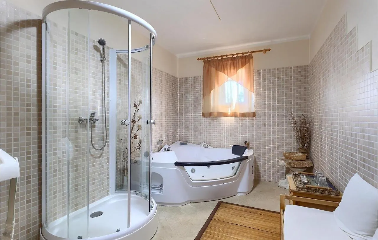 Villa Divina Medulin 0*,  Croatia
